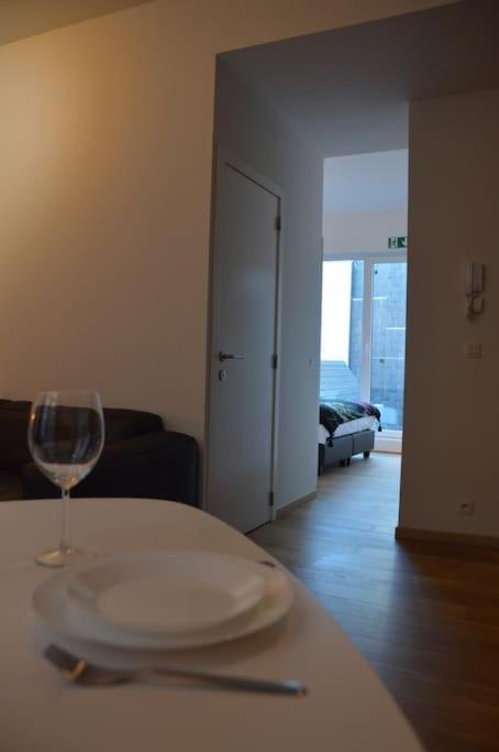 Hippe Studio In Historisch Gebouw In Oude Centrum แอนต์เวิร์ป ภายนอก รูปภาพ